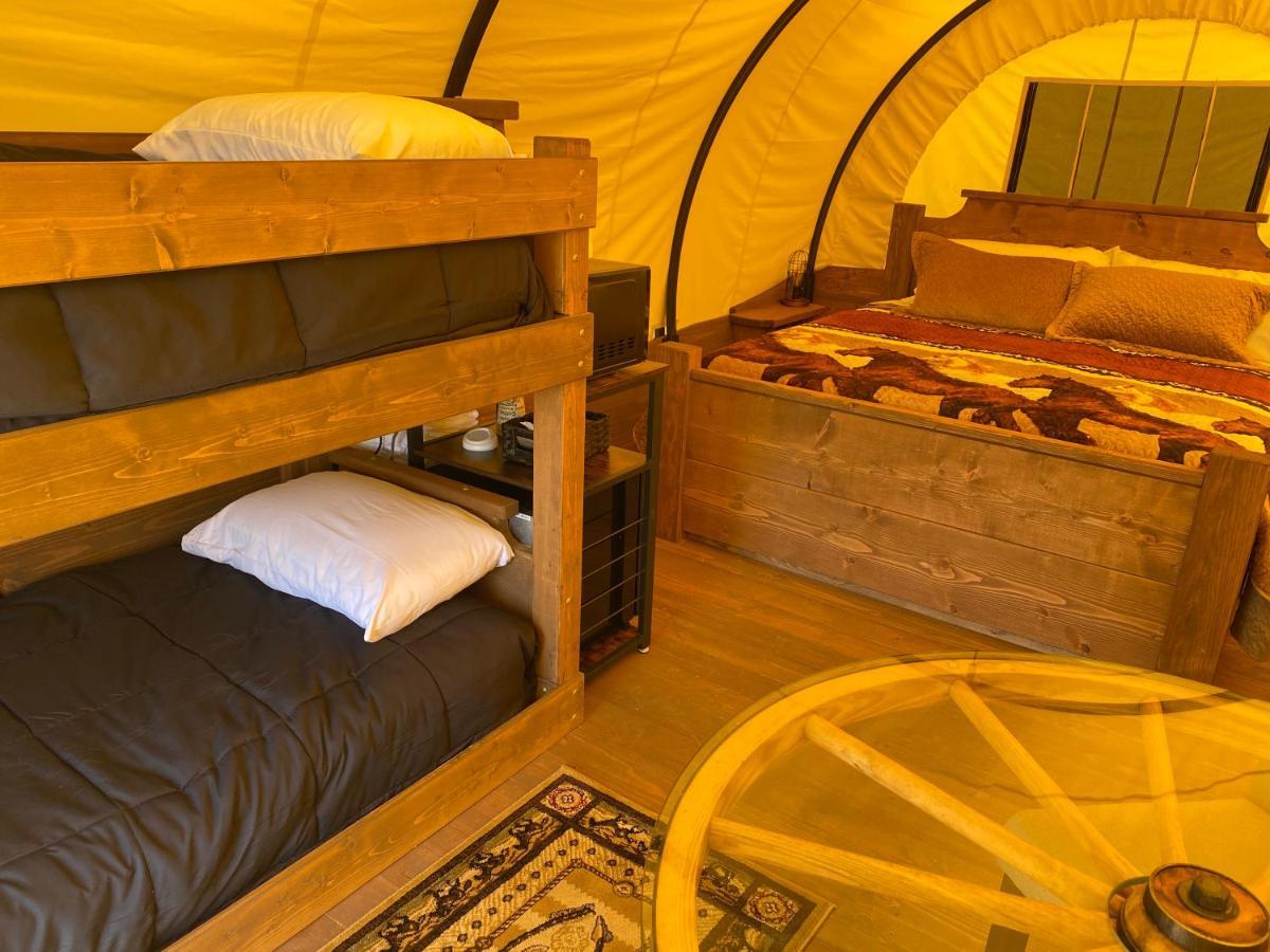 Smoky Hollow Outdoor Resort Covered Wagon Sevierville Exteriér fotografie