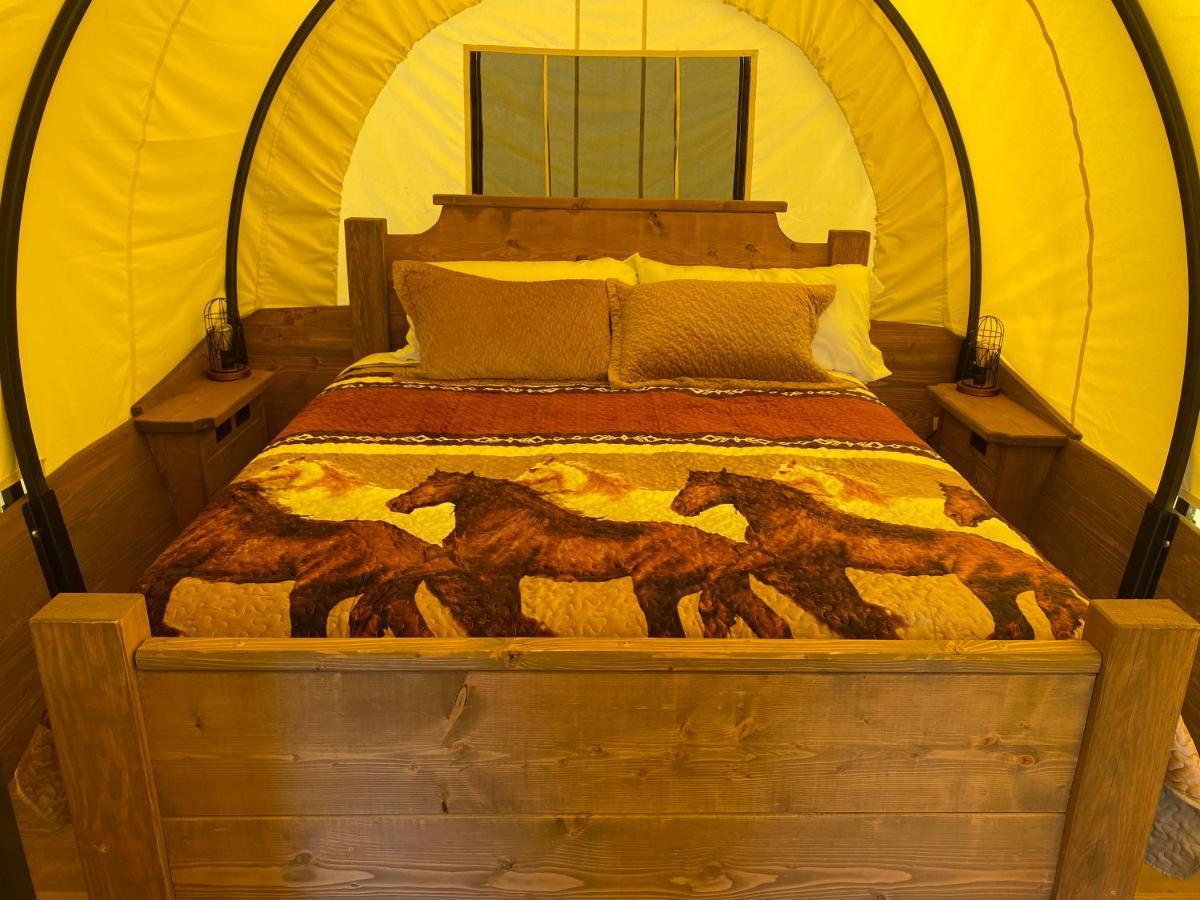 Smoky Hollow Outdoor Resort Covered Wagon Sevierville Exteriér fotografie
