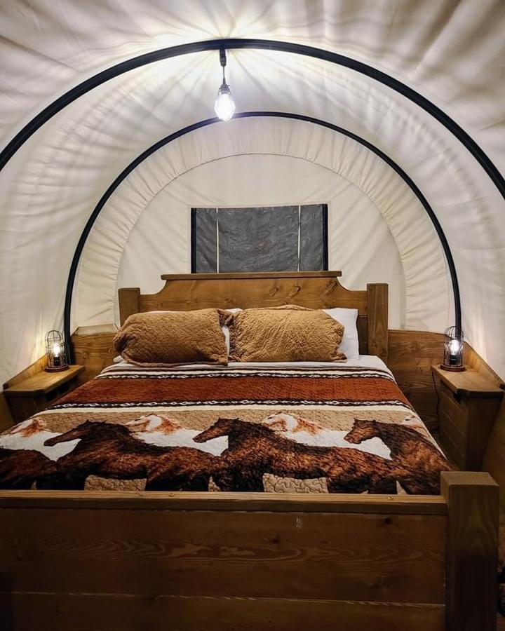 Smoky Hollow Outdoor Resort Covered Wagon Sevierville Exteriér fotografie